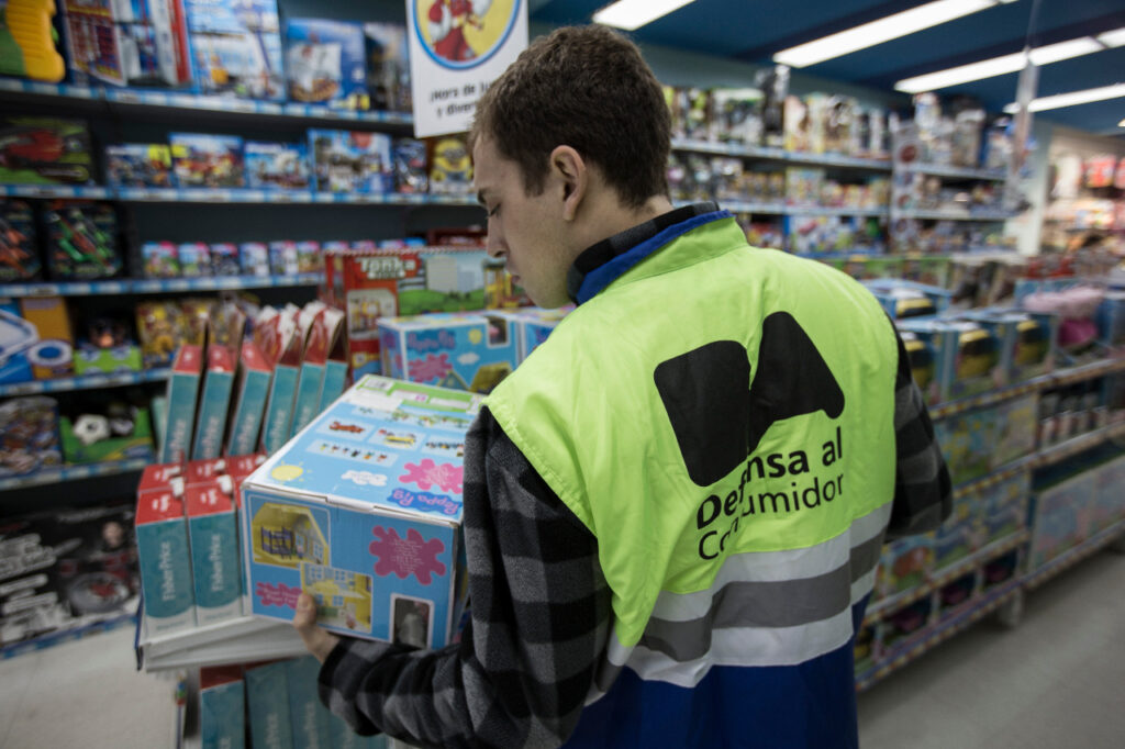 Día de la Infancia: Defensa al Consumidor de la Ciudad brinda claves para elegir juguetes seguros