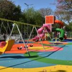 Nuevas atracciones en el patio de juegos de la plaza de los Periodistas