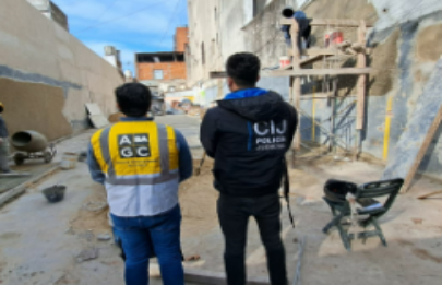 Flores: El MPF ordenó la clausura de una obra en construcción por falta de habilitación
