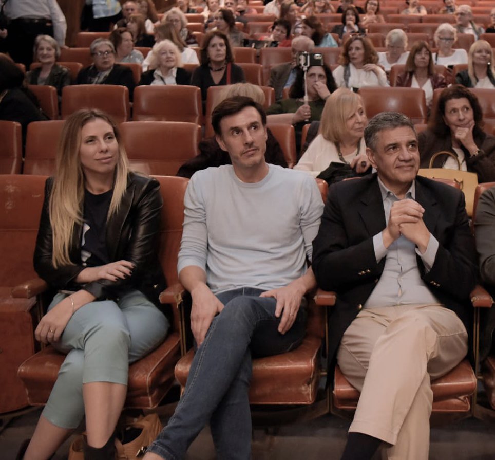 Tras declinar su precandidatura, García Moritán se mostró junto a Jorge Macri en Recoleta