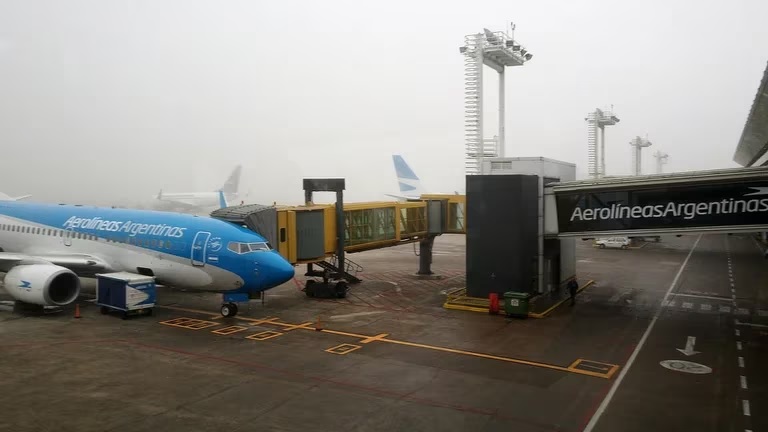Por la tormenta, hubo vuelos demorados en Aeroparque