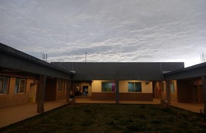 Detenidos por ir a votar con orden de captura