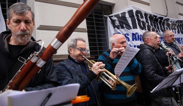 Nuevo concierto de la Banda Sinfónica porteña para exigir mejoras salariales