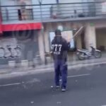 Palermo: una patota atacó con piedras y botellas a un portero que los reprendió por orinar en el frente del edificio