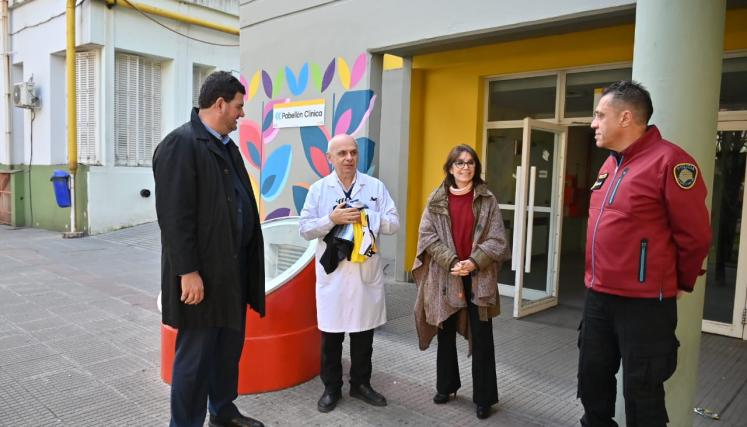 Barracas: el Ministerio de Justicia y Seguridad porteño donó ropa incautada al Hospital de Niños Pedro de Elizalde