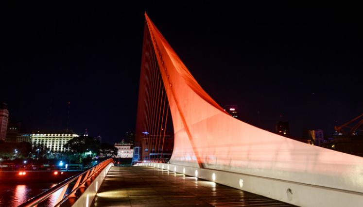 La Ciudad ilumina monumentos en agosto