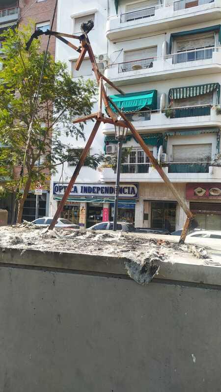 Constitución: quemaron la estatua de María Remedios del Valle