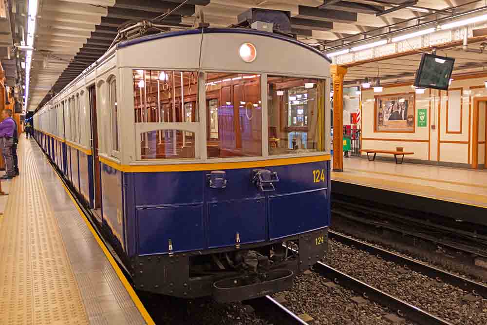 Las “brujas” vuelven a circular por la Línea A