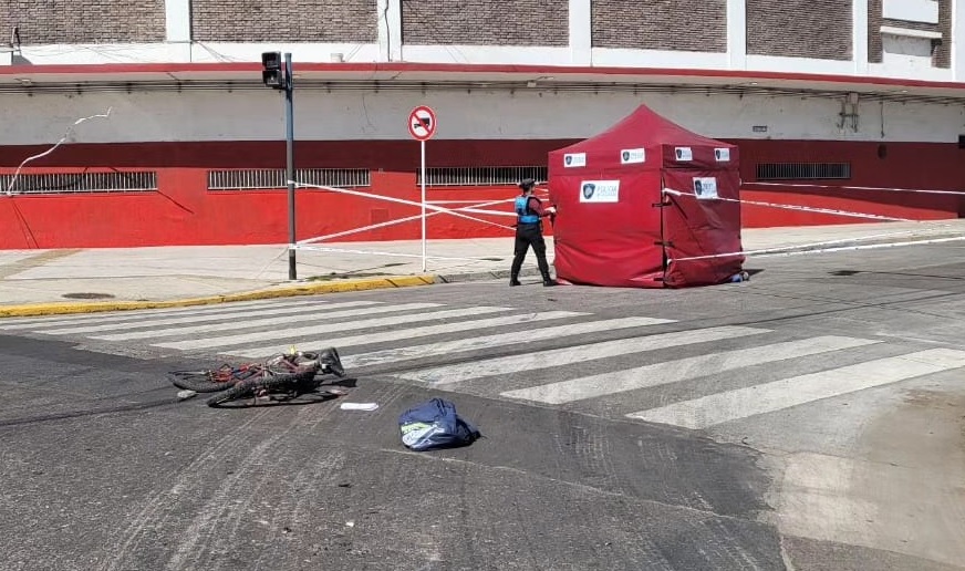 Parque Patricios: colocarán una Bicicleta Blanca en memoria del ciclista atropellado
