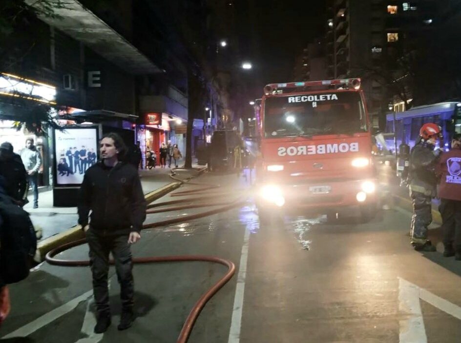 Palermo: se incendió un departamento en un edificio de Av. Córdoba al 3400