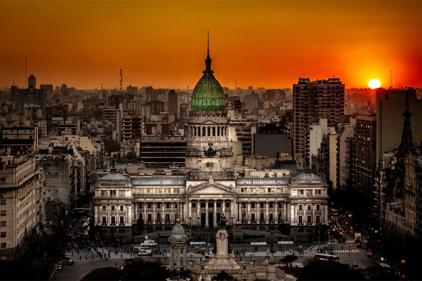 Movilización al Congreso en apoyo a la suba del piso del Impuesto a las Ganancias y la supresión de la Cuarta categoría