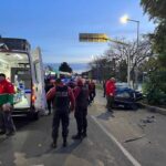 Un auto y un colectivo chocaron en General Paz y Lope de Vega: al menos cuatro heridos
