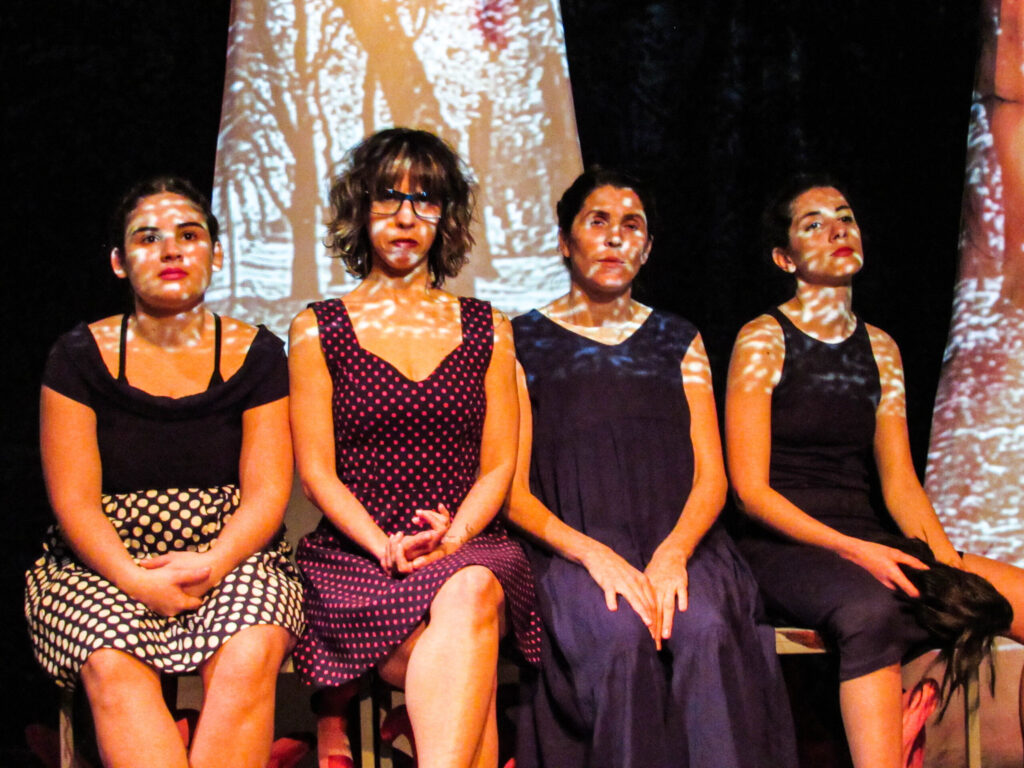 Y otra cosa mariposa, comedia sobre cómo ven ellas el mundo de ellos