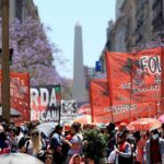 Nueva marcha de piqueteros en el centro porteño y amenaza de acampe