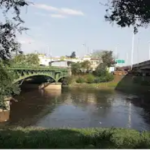 El cuerpo de un menor apareció flotando en el Riachuelo