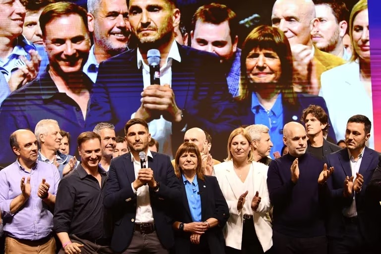 Rodríguez Larreta, Jorge Macri y referentes porteños de JxC felicitaron a Pullaro por ganar la gobernación de Santa Fe