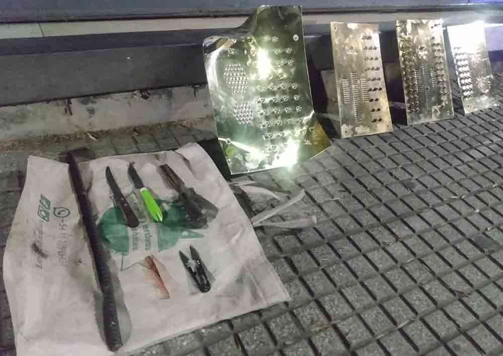 Cinco ladrones de bronces detenidos