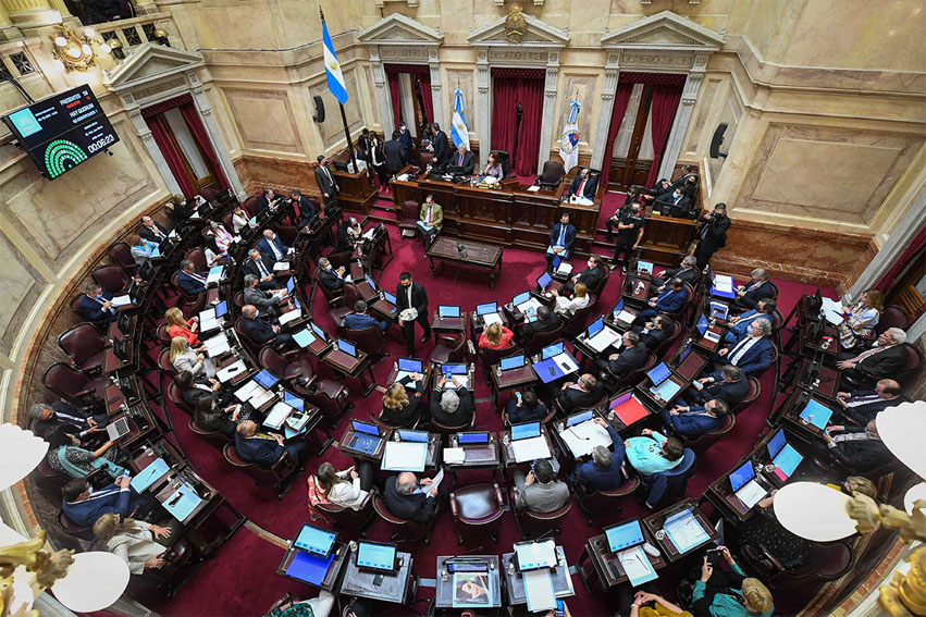 El Senado convirtió en ley la eliminación de ganancias a ingresos de asalariados menores a $ 1.980.000