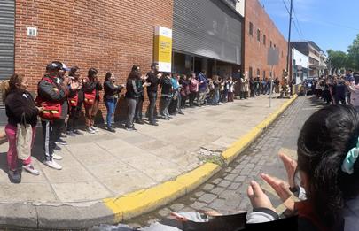 Abrazo solidario al CeSAC 19