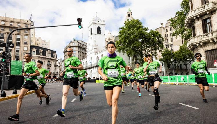 Una multitud participó de la 8° edición de la Carrera Ciudad Verde