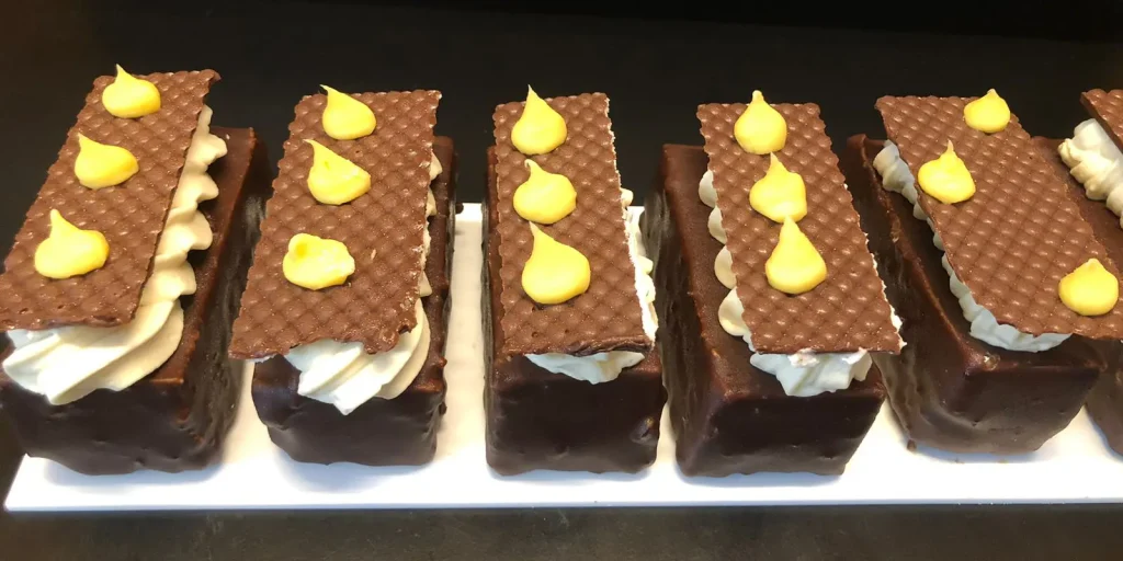 La auténtica pastelería artesanal está en nuestro querido barrio