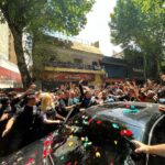 Javier Milei votó en Almagro tras un cortejo con flores y llamó a hacer el “mejor gobierno de la historia”