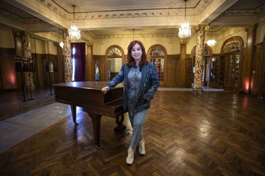 Balvanera: Cristina Fernández de Kirchner vistió los avances en el Edificio del Molino
