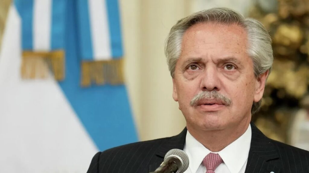 Dólar: Alberto Fernández denunció a Javier Milei y a Ramiro Marra por “intimidación pública”