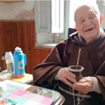 El Fraile Luis Dri recibió los atributos cardenalicos