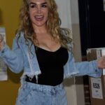 Enojo porque cerraron una escuela al momento en que Fátima Florez realizaba su voto