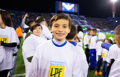 Entrá con los futbolistas al estadio José Amalfitani