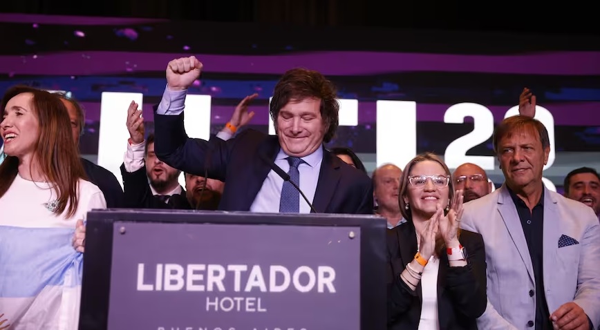 Javier Milei felicitó a Jorge Macri y planteó un acuerdo entre libertarios y Juntos por el Cambio contra Massa en el balotaje