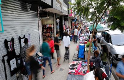 La crisis económica también afecto a la venta callejera en la Ciudad