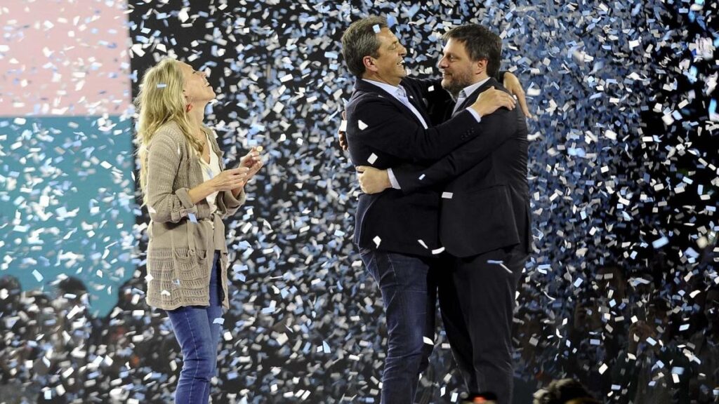 Sergio Massa celebró la “madurez y carácter” de Santoro al bajarse del balotaje y lo “convocará” a su eventual Gobierno nacional