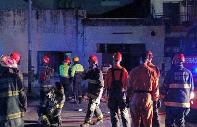 Se derrumbó el techo de una vivienda en Liniers