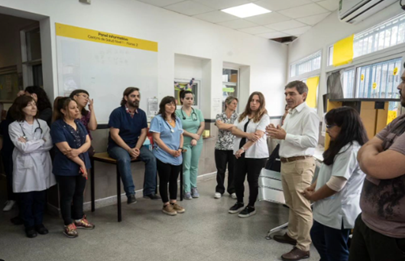 El ministro de salud porteño visitó el CeSAC 20 de Bajo Flores