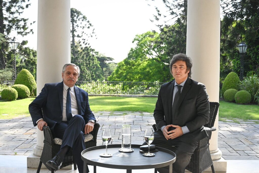 Alberto Fernández y Javier Milei se reunieron en Olivos para “dar inicio al proceso de transición institucional”