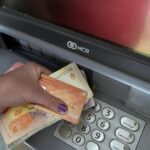 Este lunes hay feriado bancario: qué operaciones están habilitadas