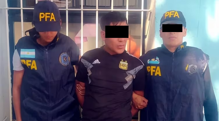 Barracas: detuvieron a un hombre sin techo acusado de asesinar a una mujer y quemar su cuerpo