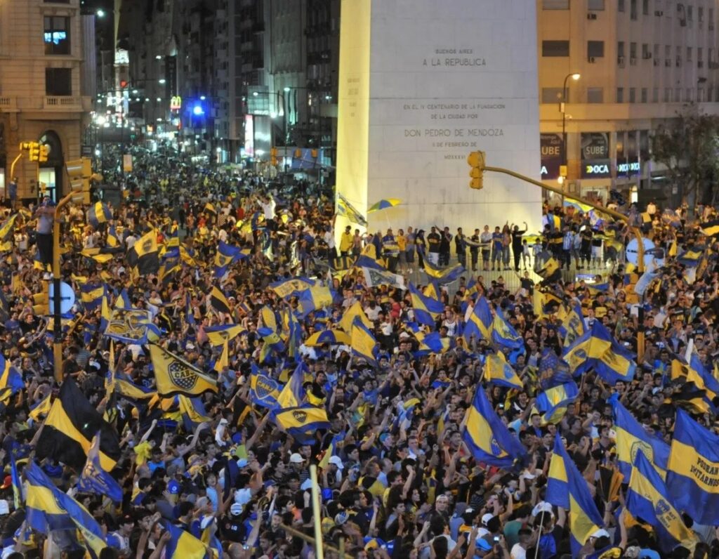 Copa Libertadores: ante festejos de hinchas de Boca, refuerzan la seguridad en el Obelisco