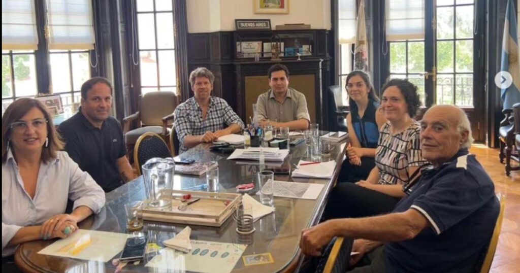 Vecinxs de Parque Chas en la Legislatura