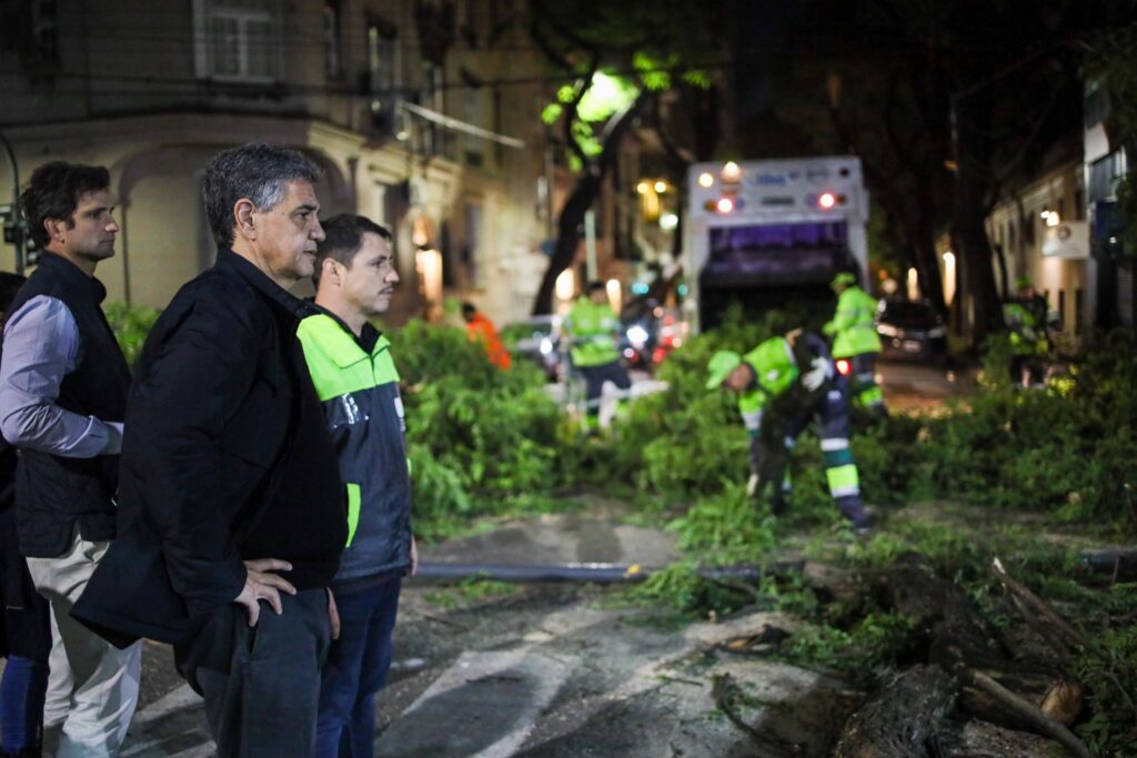 Ciudad: Segundo día de operativos tras el temporal