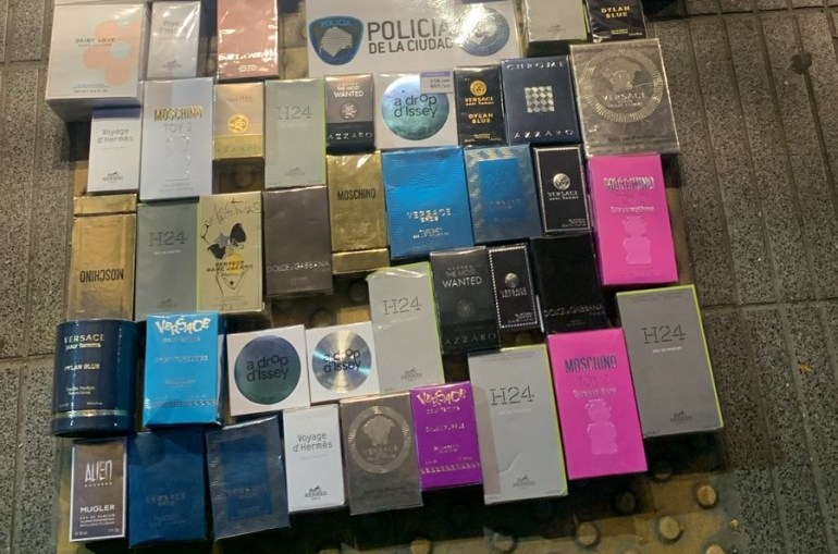 Policía de la Ciudad logró impedir un asalto de gran envergadura a una perfumería y capturó a tres delincuentes