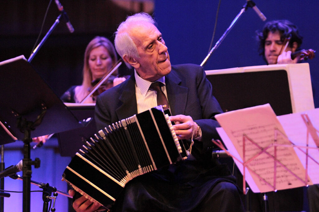 La Orquesta del Tango de Buenos Aires celebra el Día Nacional del Tango en el CC 25 de Mayo