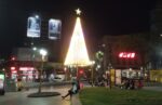 El GCBA instaló árboles de navidad en las Plazas Almagro y Miserere