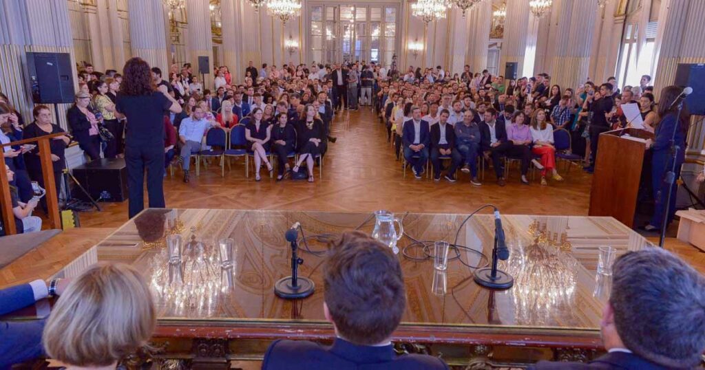 El Tribunal Electoral proclamó a los flamantes miembros electos en los comicios, con su juramento y entrega de diplomas