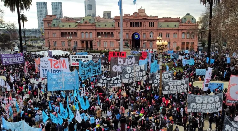Cómo será la marcha piquetera a Plaza de Mayo que iniciará en Congreso, Constitución y Obelisco