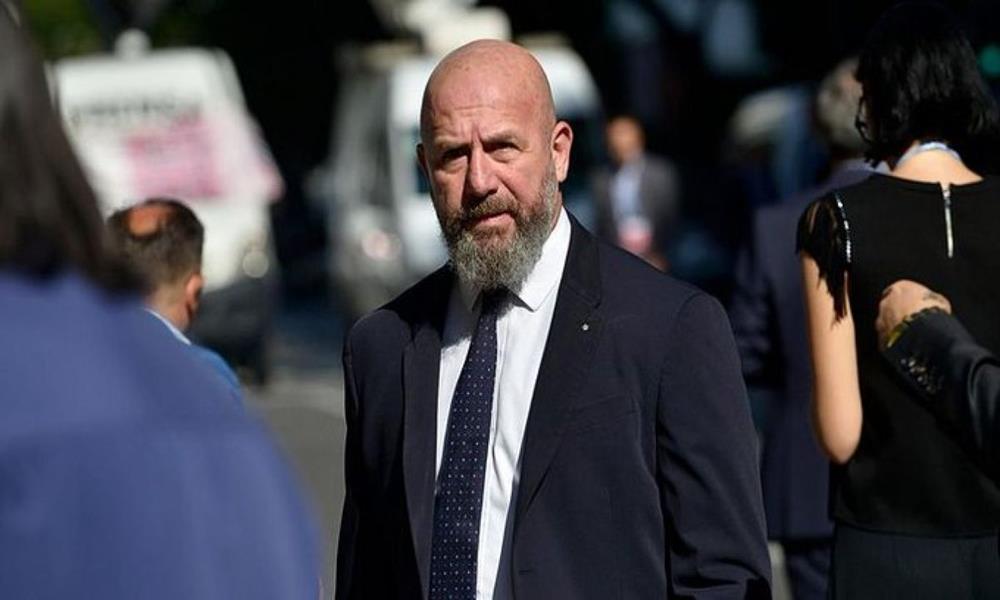 Proyectos tras la marcha: citación a Wolff