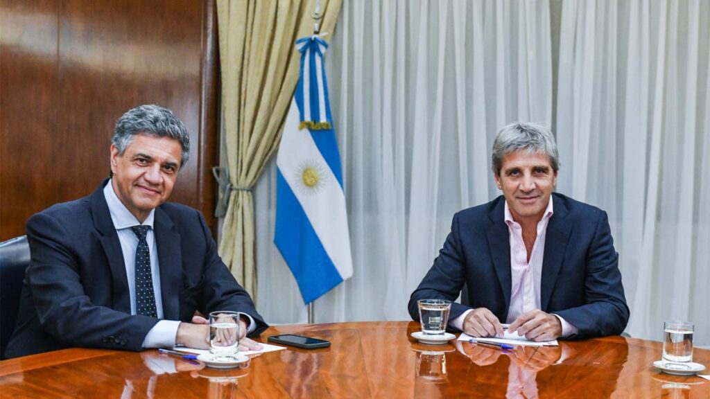 Reunión entre Luis Caputo y Jorge Macri 