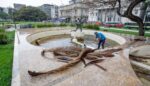 Finalizaron los trabajos de limpieza y reparación en Plaza Lavalle